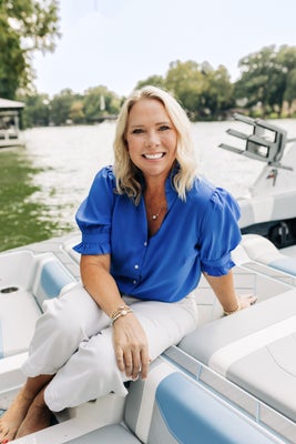 Portrait of Brooke LeMond, Waterfront / Luxury Real Estate Agent
