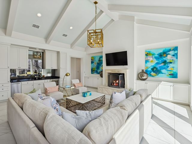 2319 Terminal Loop Rd