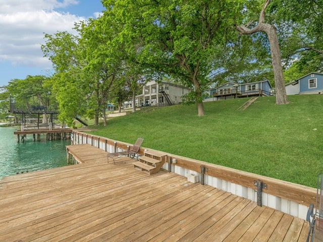 360 Shangrila Ln. 