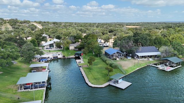506 Ranch Road 2233